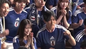 日本女星有村架纯穿上国家队球衣为日本应援，不得不说有点好看~